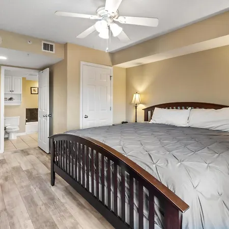 Yacht Club Villas #1- 1005 Condo